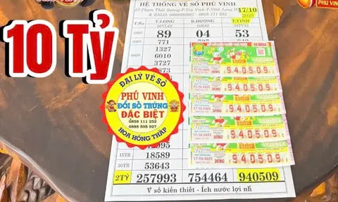Xổ số miền Nam ngày 17-10: Người phụ nữ trúng 5 vé độc đắc, chỉ nhận tiền mặt 1,5 tỉ đồng