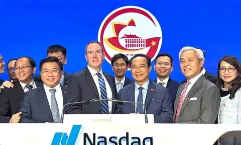 Chủ tịch TP.HCM sang Mỹ, đẩy mạnh triển khai trung tâm tài chính