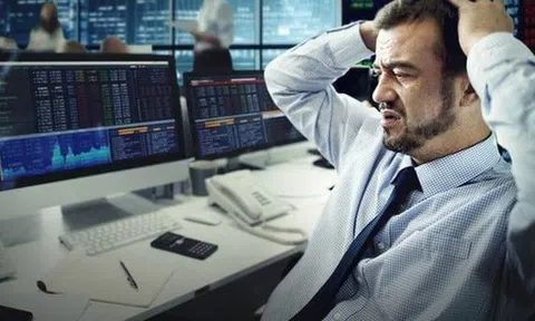 Khối ngoại thẳng tay bán ròng gần 5.200 tỷ đồng trong tuần VN-Index điều chỉnh, cổ phiếu nào là tâm điểm "xả hàng"?