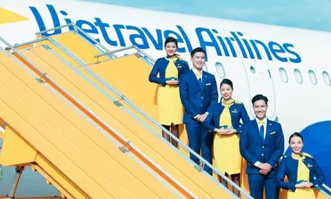 Nóng: AirAsia đang đàm phán mua cổ phần Vietravel Airlines