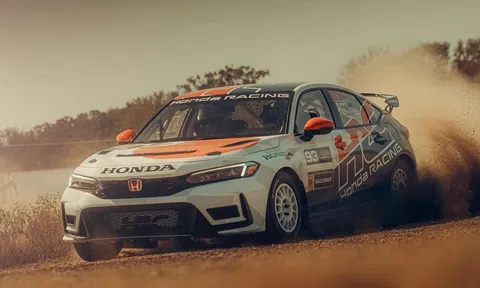 Honda Civic Type R có thêm phiên bản xe đua rally