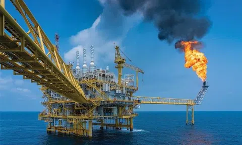 “Đại gia” dầu khí hưởng lợi từ siêu dự án 12 tỷ USD: Vượt kế hoạch năm sau 9 tháng, nắm kho tiền mặt 1,6 vạn tỷ đồng