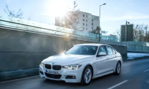 Xe sang 'nhập môn' nào đáng cân nhắc nếu có gần 2 tỷ đồng?