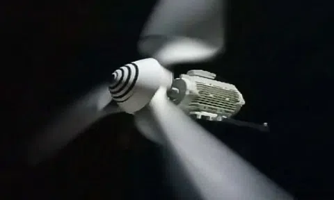 Turbine điện gió siêu nhỏ chỉ cần gió khẽ là quay