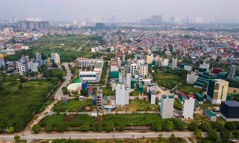 Hà Nội xem xét tăng giá đất, Hiệp hội Bất động sản đề nghị thận trọng