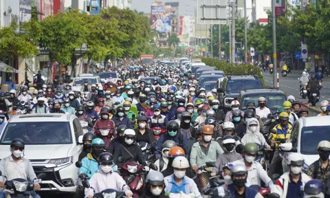 Có phải quy định hạn chế là lý do người Việt giảm mua xe máy xăng?