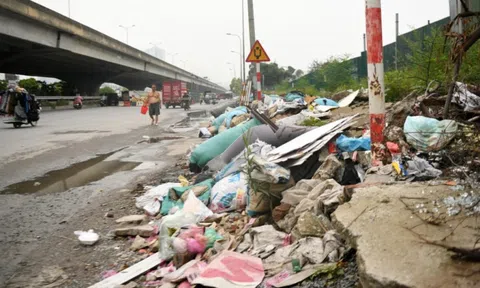 Xóa "điểm đen" rác thải