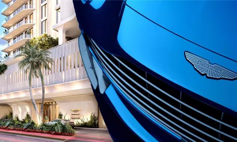 Doanh số xuống thấp, hãng xe sang 'lấn sân' bất động sản