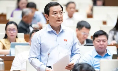 Kiểm soát, ổn định thị trường vàng, bất động sản