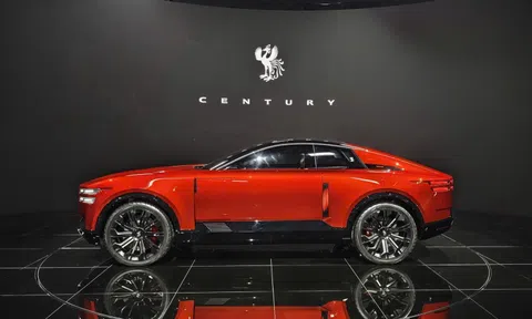 Thương hiệu siêu sang Century của Toyota 'ra riêng' đấu Rolls-Royce