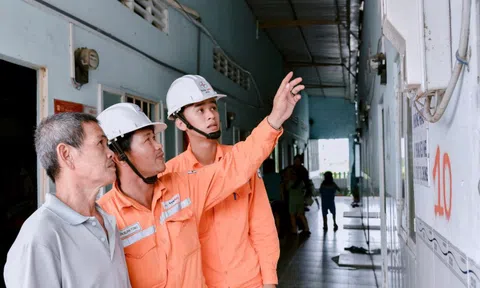 Triều cường dâng cao, Điện lực miền Nam cảnh báo khẩn