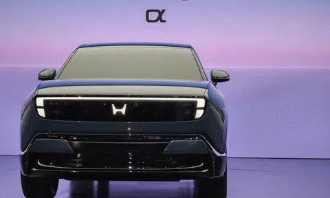 SUV điện của Honda lần đầu ra mắt, đuôi xe gây chú ý