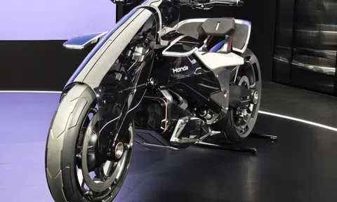 Concept xe máy điện 'kỳ quái' của Honda lần đầu ra mắt