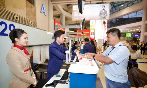 Sun PhuQuoc Airways khai thác chuyến bay thương mại đầu tiên