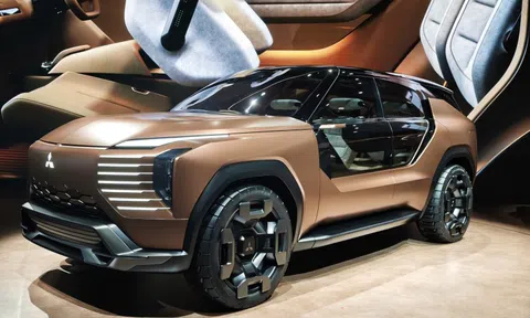 Mitsubishi làm SUV plug-in hybrid, thiết kế giống Destinator?