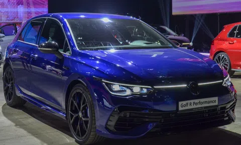 Chi tiết Golf R Performance - hot-hatch châu Âu đối đầu Civic Type R