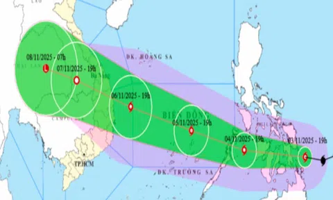 Bão Kalmaegi rất mạnh với cường độ có thể đạt trên cấp 13-14, khi nào ảnh hưởng tới miền Trung?