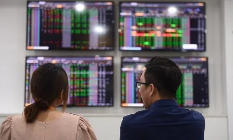 Chứng khoán bước vào tháng có hiệu suất sinh lời cao, nhóm ngành nào thường tăng tốt?