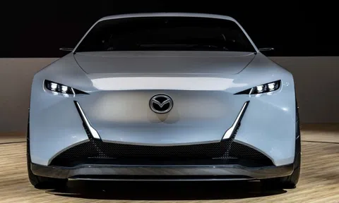 Mazda chính thức công bố logo mới