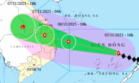 Bão số 13 Kalmaegi mạnh lên cấp 14, giật cấp 17, gây mưa tới 600 mm ở miền Trung