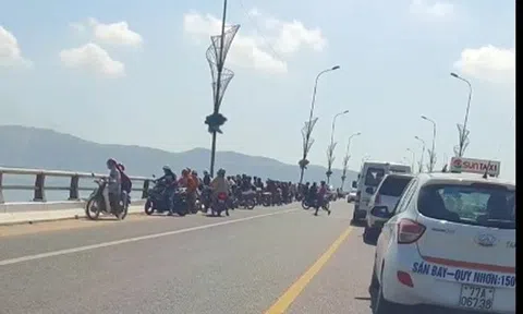 Gia Lai tạm cấm phương tiện qua cầu Thị Nại do ảnh hưởng bão số 13 Kalmaegi