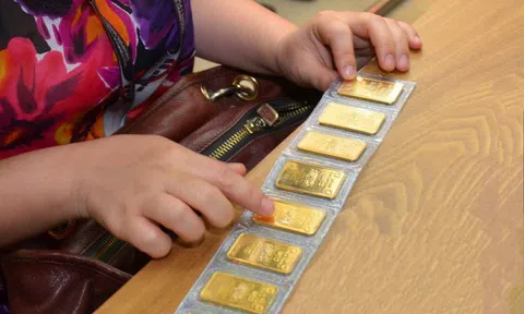 Giá vàng hôm nay 6-11: Bật tăng trở lại