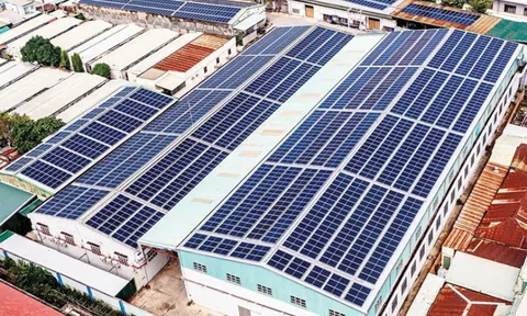 Doanh nghiệp điện mặt trời than khó vì "mỗi địa phương làm một kiểu"