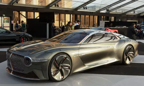 Bentley 'quay xe', không từ bỏ động cơ xăng