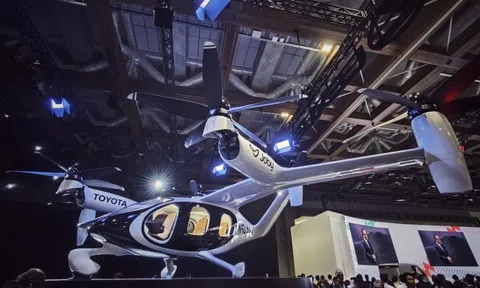 'Xe bay' sắp sản xuất hàng loạt giá thế nào?