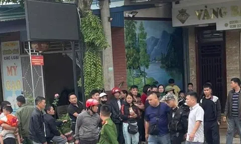 VIDEO: Diễn biến vụ cướp xảy ra tại một tiệm vàng