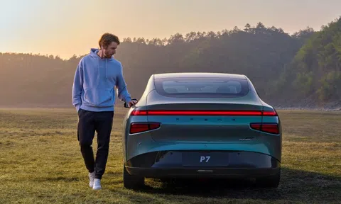 Ủy viên Công nghiệp EU cảnh cáo về xe Trung Quốc