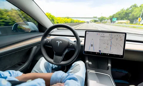 Tesla kỳ vọng Trung Quốc phê duyệt công nghệ tự lái vào năm 2026