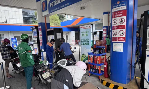 Bất ngờ sức mua xăng sinh học E10 ở các cây xăng