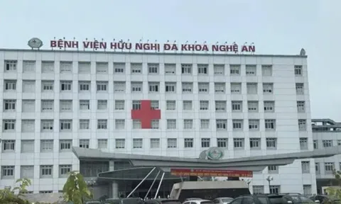 Một bệnh viện thông báo tuyển dụng 268 viên chức