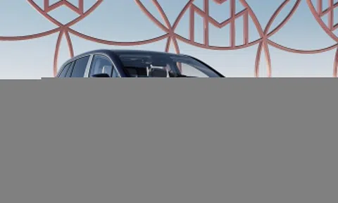 Mercedes-Benz 'xả kho' xe điện, giảm giá sốc tới 50.000 USD