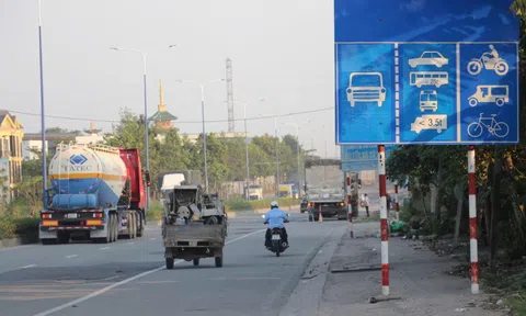 Phân làn khẩn cấp đường Mỹ Phước - Tân Vạn