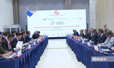 Tp.HCM "trải chiếu hoa" kêu gọi đầu tư vào các ngành mũi nhọn