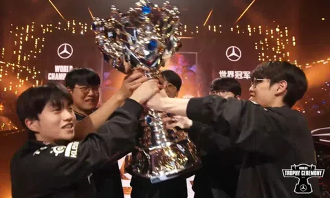 Faker cùng T1 lập cú hat-trick tại chung kết Liên Minh Huyền Thoại