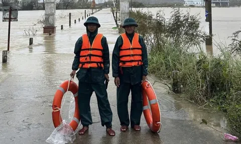 Mưa lũ chia cắt nhiều khu vực ở Gia Lai, hàng trăm hộ dân bị cô lập