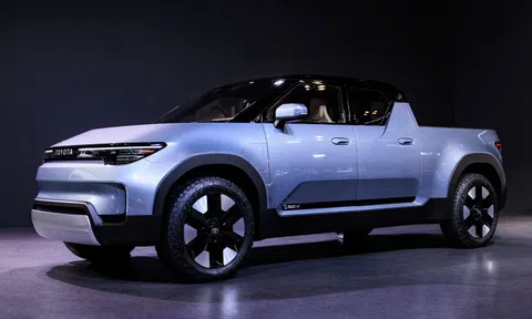 Toyota Land Cruiser sẽ có thêm bản bán tải thuần điện?