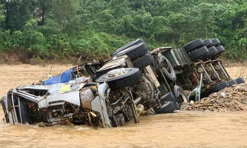 Tìm thấy "vật bất ly thân" của tài xế xe đầu kéo mất tích ở Quảng Trị