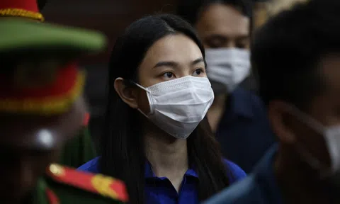 Hình ảnh phiên tòa xét xử bị cáo Nguyễn Thúc Thùy Tiên