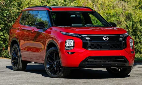 PHEV của Nissan thực chất là xe Mitsubishi đổi logo