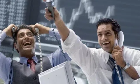 Phiên 20/11: Khối ngoại bất ngờ “gom hàng" trở lại sau chuỗi bán ròng, một cổ phiếu ngân hàng được mua mạnh