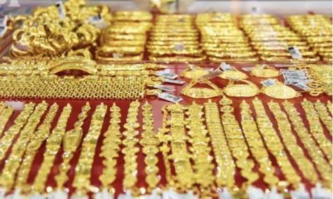 Cần Thơ: Nhiều tiệm vàng bị "bêu tên" nợ thuế và các khoản thu khác