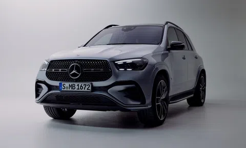 Mercedes-Benz GLE 400 e 4MATIC - PHEV hạng sang giá gần 4,7 tỷ đồng
