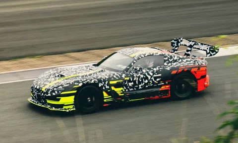 Xe đua Mercedes-Benz Concept AMG GT Track Sport bất ngờ tái xuất