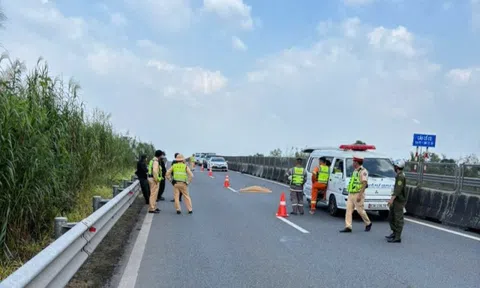 Phát hiện thi thể người nước ngoài trên tuyến cao tốc Trung Lương – Mỹ Thuận