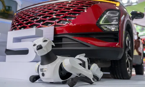 Loạt phát minh và sáng chế 4.0 quy tụ tại phố đi bộ Nguyễn Huệ