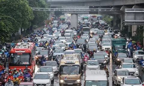 Hà Nội sẽ cấm xe chạy xăng dầu theo giờ trong Vành đai 1 từ ngày 1-7-2026
